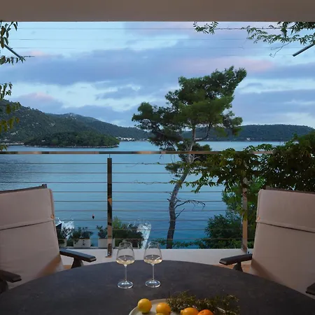 アパート Duka & Piko 1 Lastovo